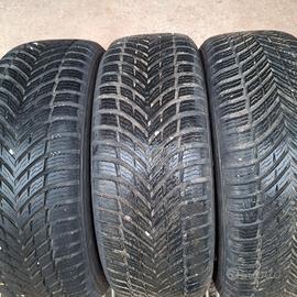 pneomatici 4 stagioni