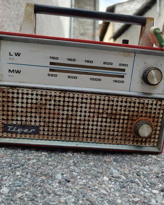 radio marca TIGER antica vintage da collezione