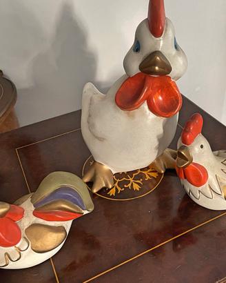 Galline artigianali in terracotta