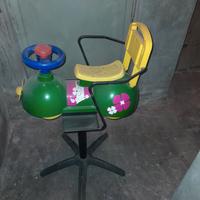 Seggiolino girevole taglia capelli per bambini