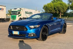 Ford mustang gt manuale cabrio
