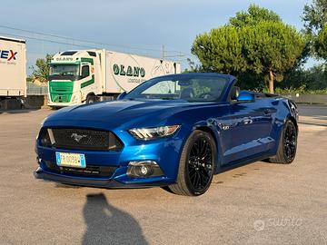 Ford mustang gt manuale cabrio
