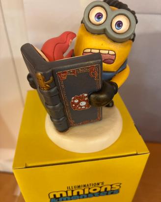 Ceramica Thun minions con libro