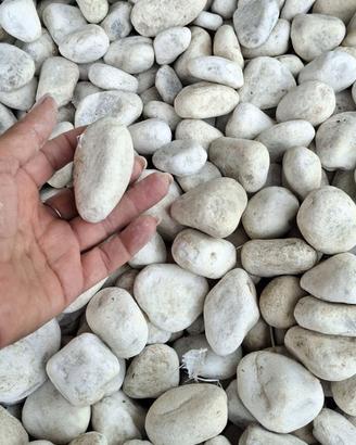 Sassi in marmo bianco per esterni  ca .50mq