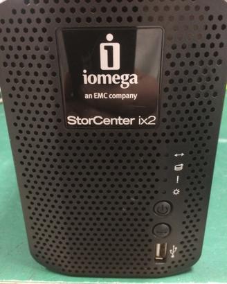 NAS hard disk esterno Iomega 2 TB