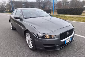 Jaguar XE 2.0 D Turbo Portfolio