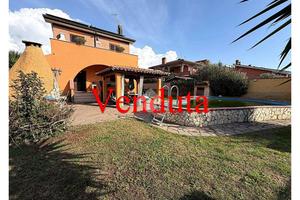 VILLA SINGOLA A ARDEA