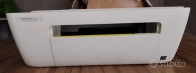 Stampante multifunzionanteb HPDeskJet 2130