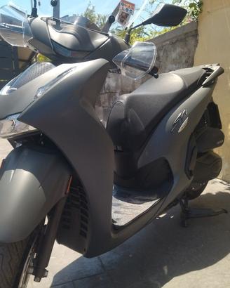 Honda SH 350 Gigio NHC70