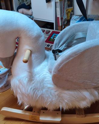 Dondolo cigno per bambini con cintura – morbido 