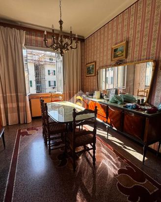 MULTILOCALE A GENOVA