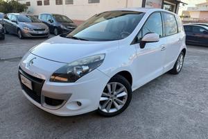 RENAULT Scenic X-Mod 1.5 dCi 110CV EDC Luxe