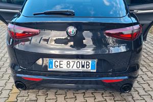 auto traz. integrale mod .Alfa Romo Stelvio Veloce