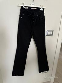 Jeans Levi's Premium 725 High Rise Bootcut W24