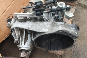 Cambio Volkswagen Transporter 1.9 TDI 2006 GTW