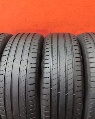235 65 17 Gomme Estive 65% 2020 Michelin 235 65R17