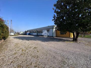 CAPANNONE A SAN MARTINO DI LUPARI