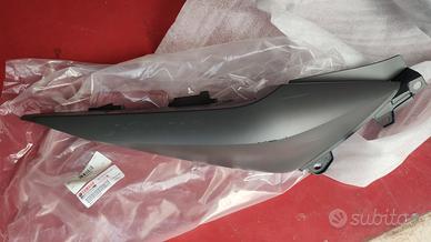 Fianchetto posteriore dx Yamaha X-Max BL1-F1741-00