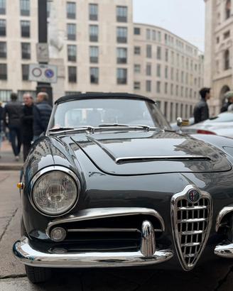 Alfa Romeo Giulia 1600 Spider - Anno 1964