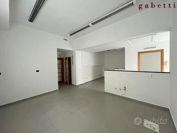 Ufficio Magenta [Cod. rif 3266494ACU]