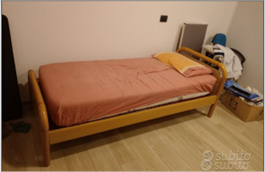 letto singolo girolett.legno prezzato per sgombero