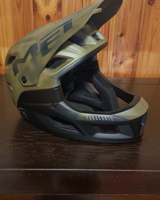casco MET PARACHUTE integrale