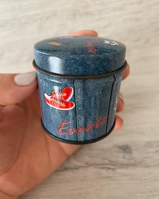 Scatola di latta anni 90
