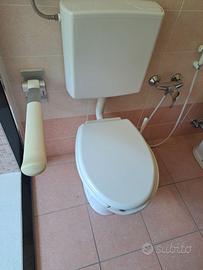 Coppia di sanitari: WC + bidet