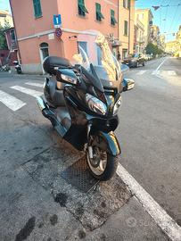 Maxi scooter Burgman 650