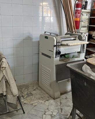 ? attrezzature professionali per panificio?