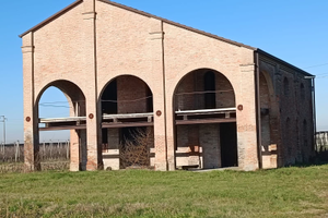 Rustico già restaurato al grezzo a Consandolo