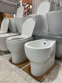COPPIA SANITARI A TERRA CON COPRIWC RALLENTATO
