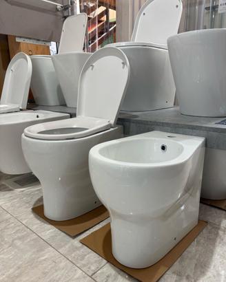 COPPIA SANITARI A TERRA CON COPRIWC RALLENTATO