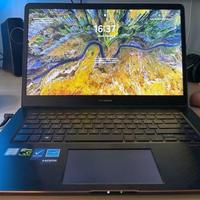 Asus ZenBook 15,4 UX580GD  i7 GTX1050Ti Screenpad