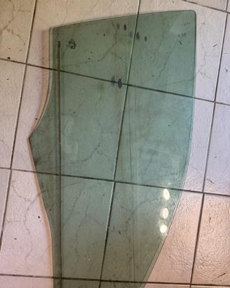 Vetro scendente anteriore dx vw up