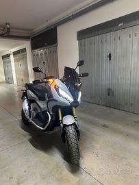 Xadv 750