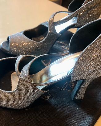 Scarpe da tango e da ballo in generale