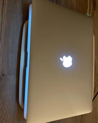 MacBook 15.4''