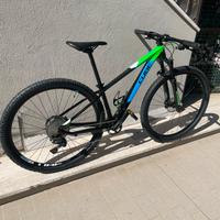 Mtb 29 Bici Cube gtc misura 15 S