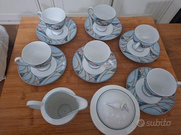 Servizio  di 6 tazzine 6 piattini lattiera zuccher
