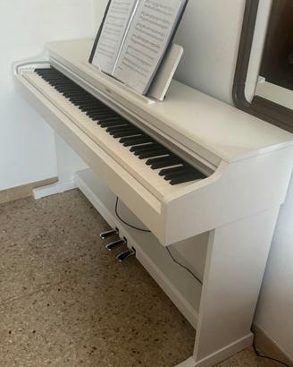 Pianoforte Digitale bianco Yahaha Arius YDP 165