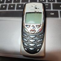 Nokia 8310