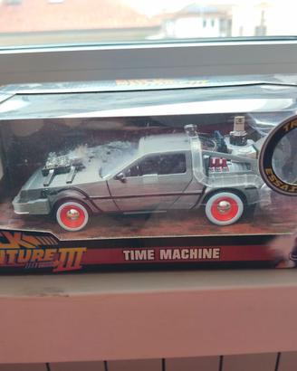 DeLorean scala 1:24 jada