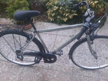 bicicletta uomo sportiva