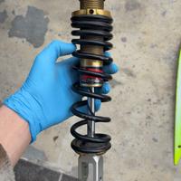 AMMORTIZZATORE YSS SERIE ORO REGOLABILE