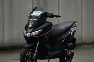 Aprilia sxr 50 racing