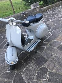 Vespa 125 del 1962, iscritta FMI