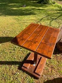 Tavolino artigianale in legno massello di abete