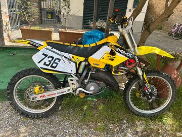 Suzuki rm 125