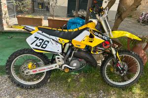 Suzuki rm 125